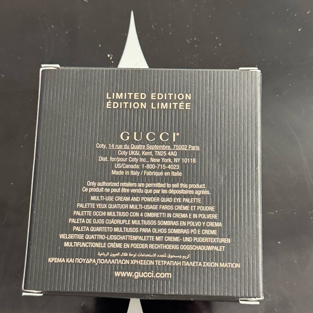 NIB Gucci Limited Edition Cream and Powder Quad Eye Palette in Festive Glow - Picture 2 of 2